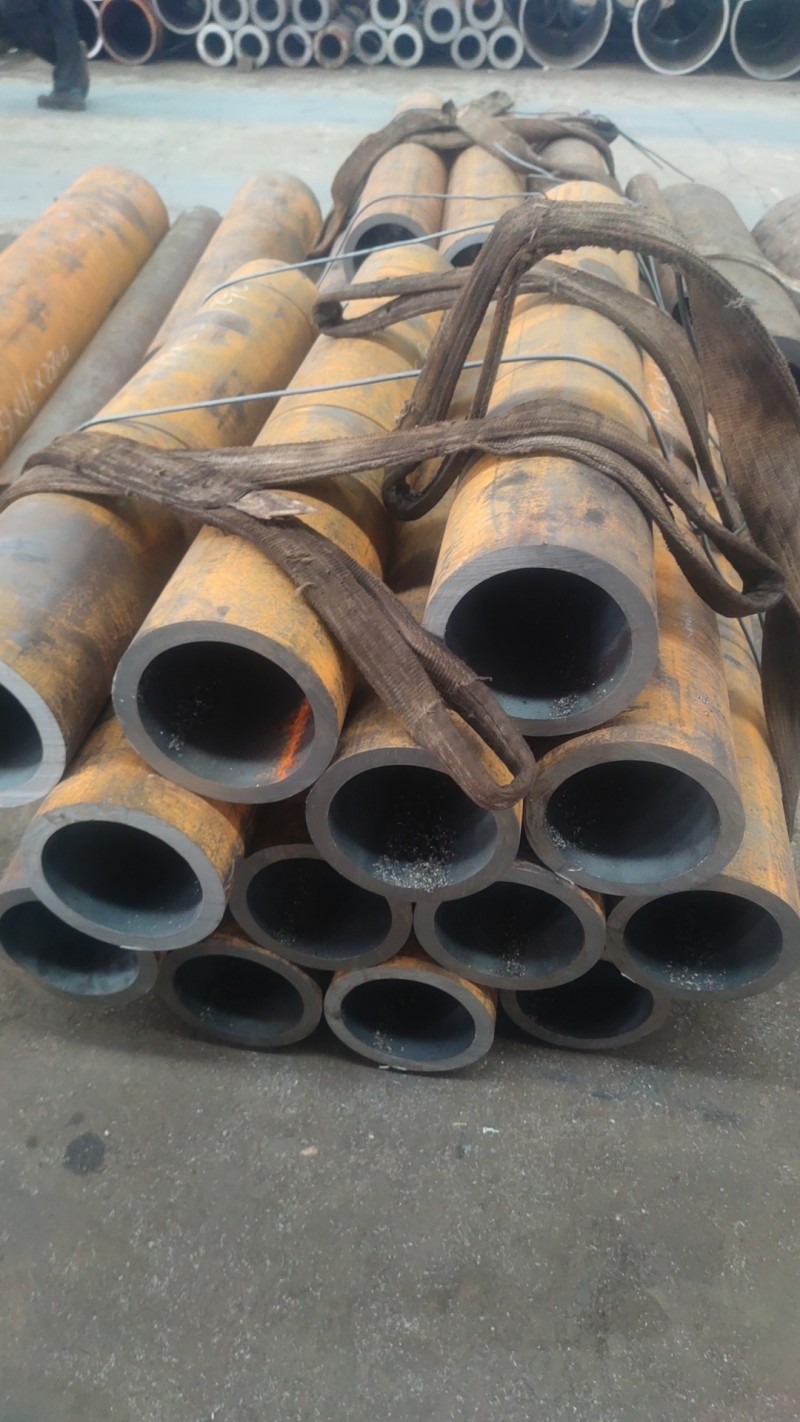 15CrMoG无缝钢管切割